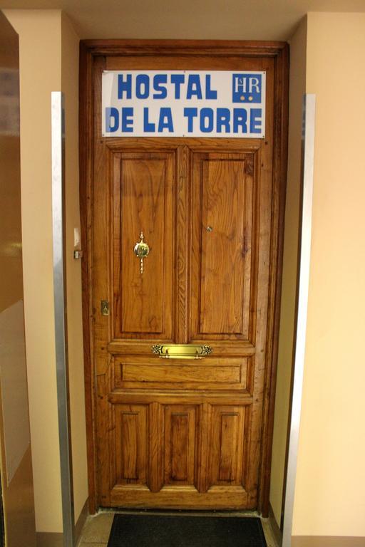 Hostal De La Torre Hostal Economico Valladolid Exterior foto